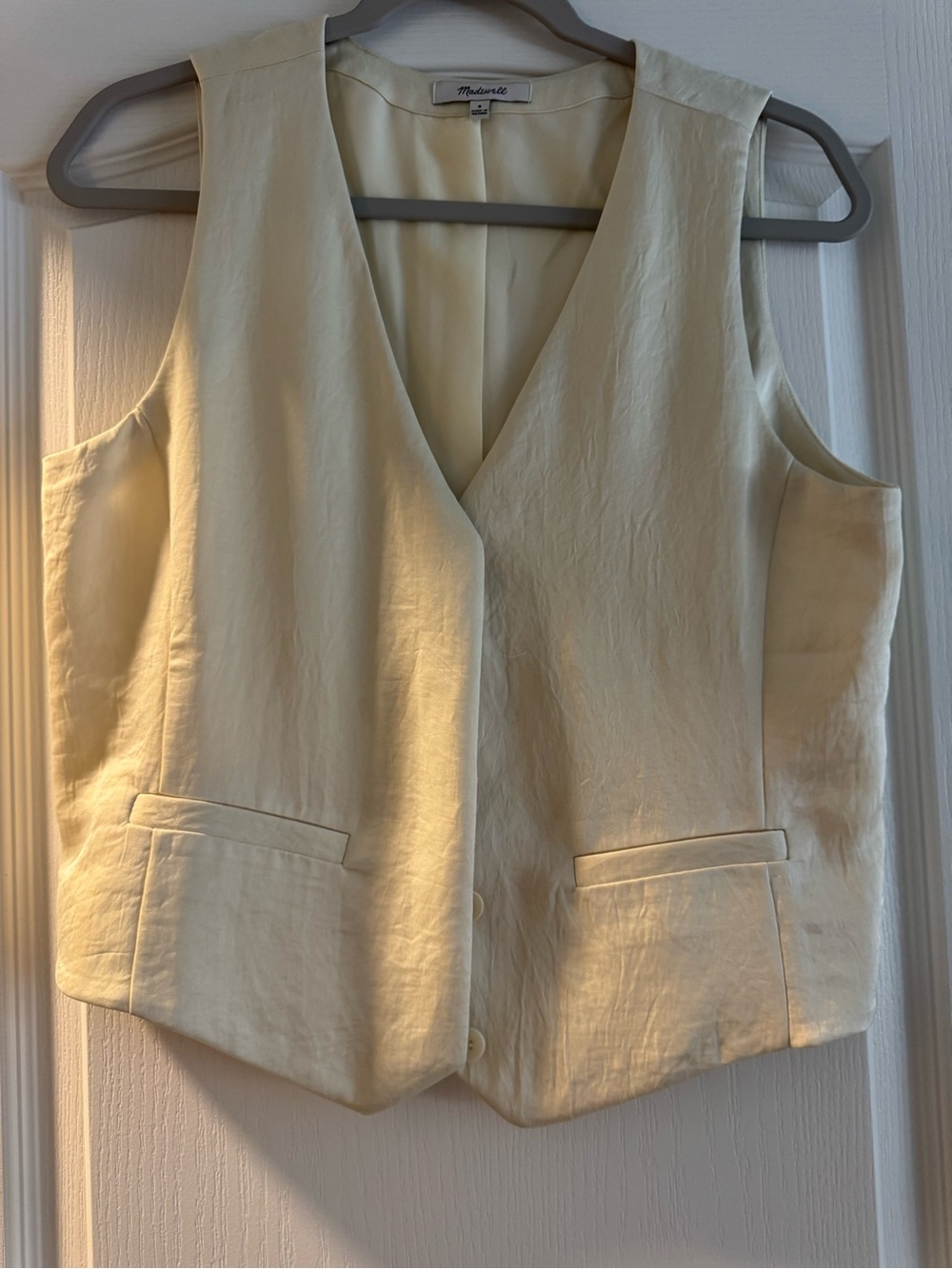Madewell Cream Sleeveless V-Neck Vest